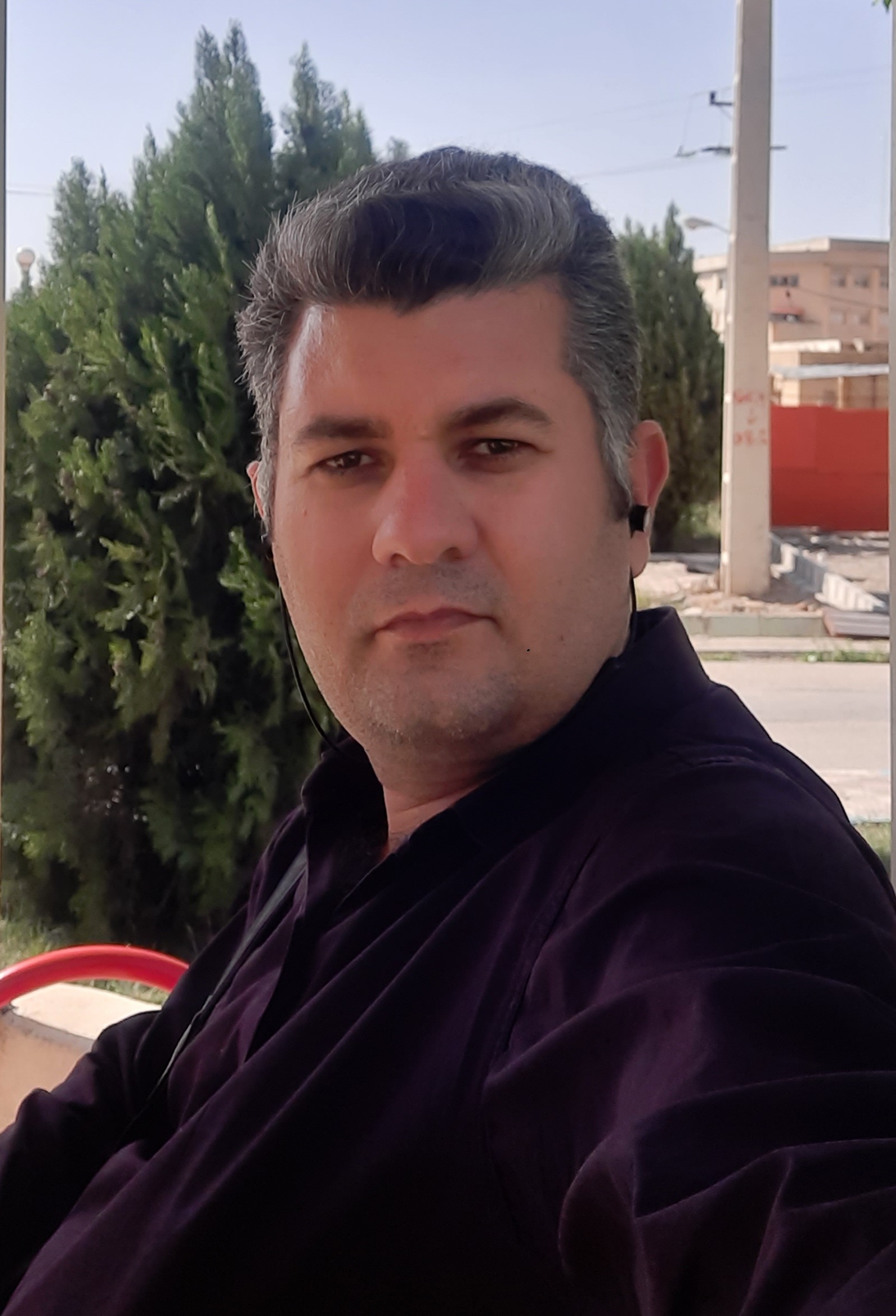 دکتر ابراهیم حسینی