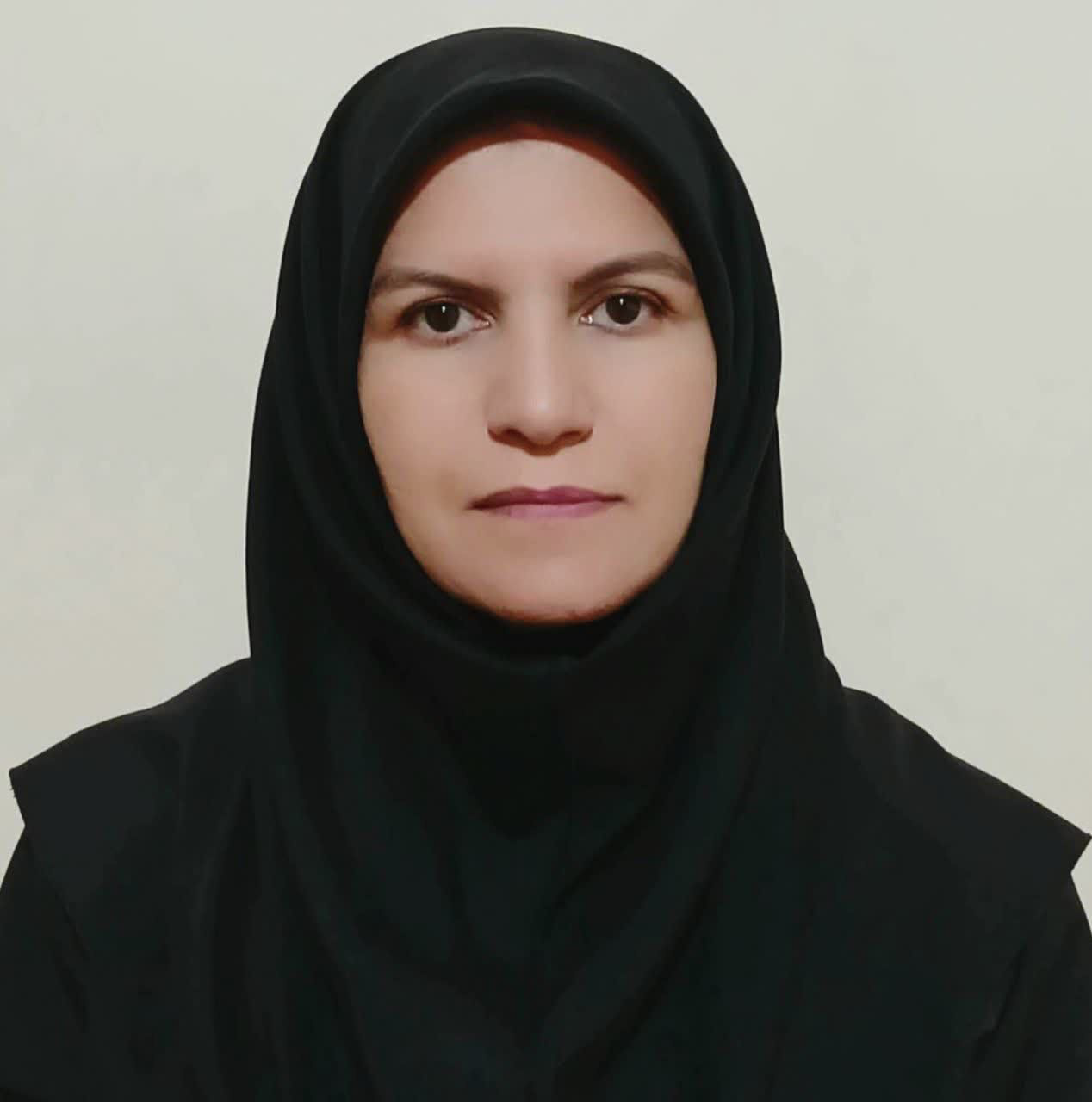 دکتر قیدافه اکبری